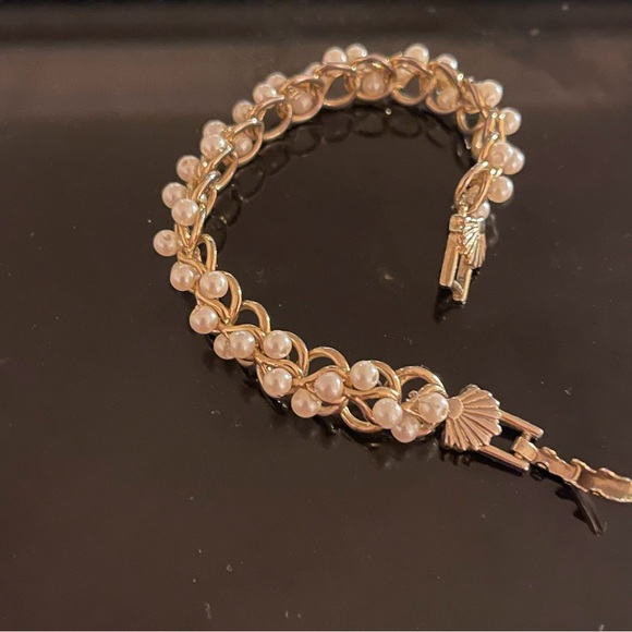 Vintage Richelieu Bracelet - Picture 2 of 3